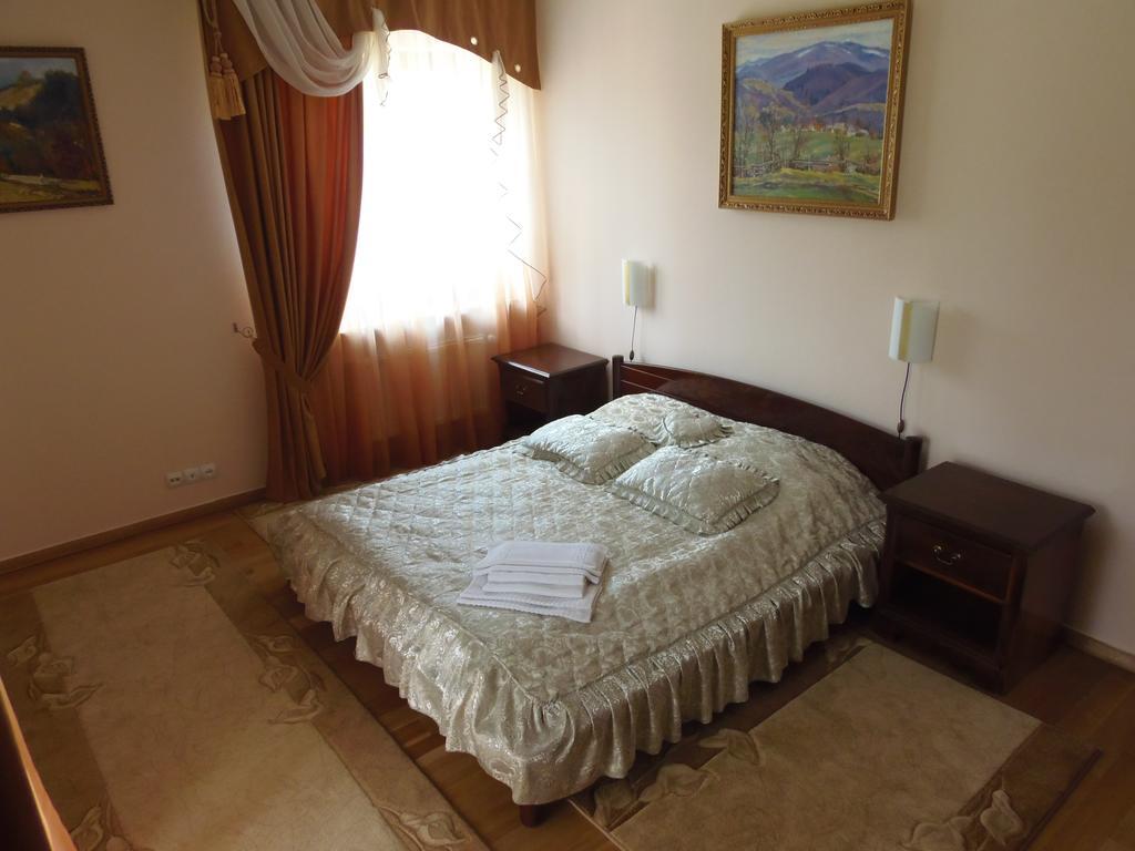 Hotel Tourist Complex Karina Polyana  Esterno foto